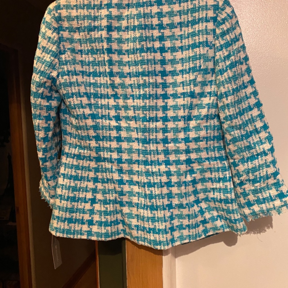 Jacket - Picture 2 of 4